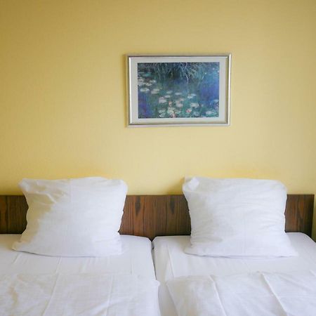 Hotel Oronto Κόμπλεντς Εξωτερικό φωτογραφία