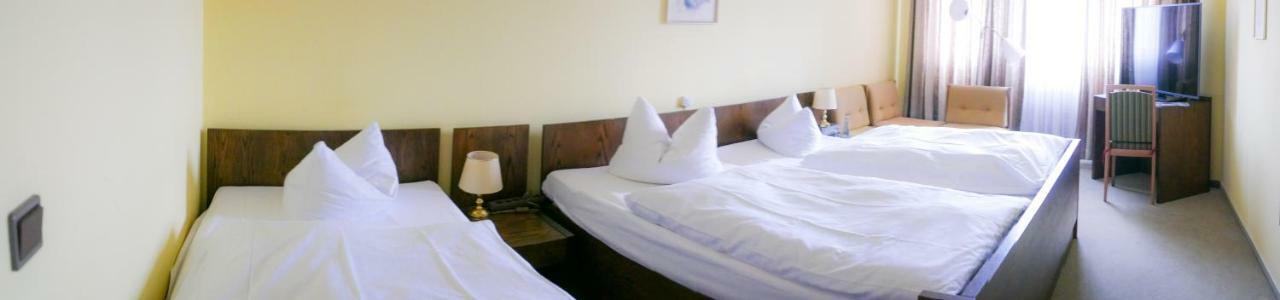 Hotel Oronto Κόμπλεντς Εξωτερικό φωτογραφία